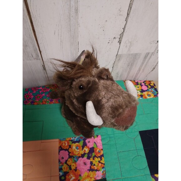 NEW DISNEY THE LION KING PUMBAA 7" Talking  Plush - Picture 2 of 11